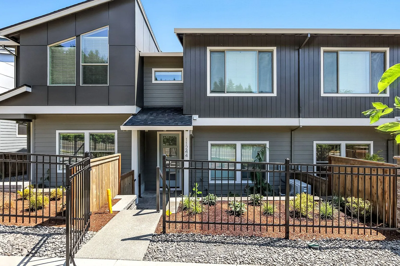 11244 SE 162nd Ave photo 1