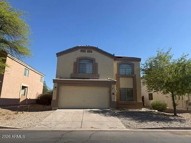 4 bed, 3.0 bath, 2221 sqft, $1,795 — Photo 1