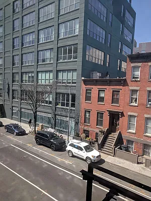 Rented by City Vista Inc | media 2