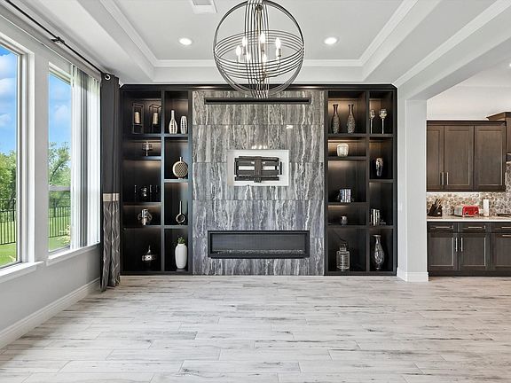 5th image of 8509 Cocobolo Dr