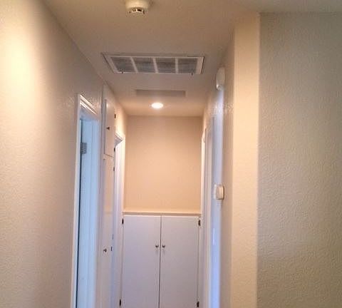 4th image of 511 Village Circle Dr