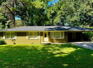 2451 Hogan Rd, East Pt, GA 30344