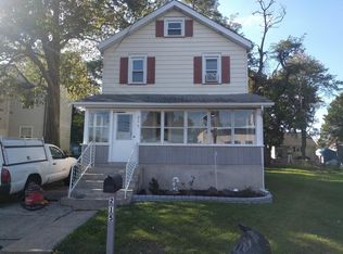 215 Dryden Ave, Ewing, NJ 08638