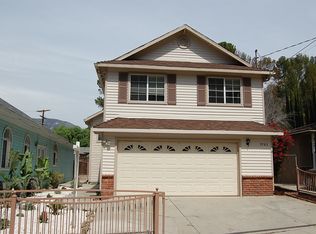 9782 Samoa Ave, Tujunga, CA 91042