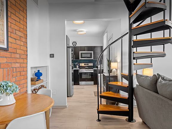 4th image of 5615 Howe St APT 2