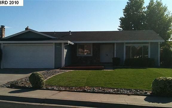 2nd image of 239 Pacific Ct