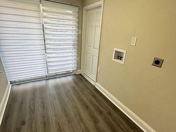 4th image of 1319 Church St