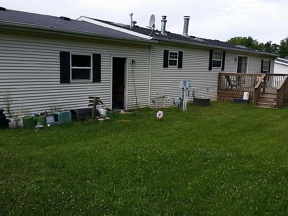 3rd image of 943 Sandhill Drive