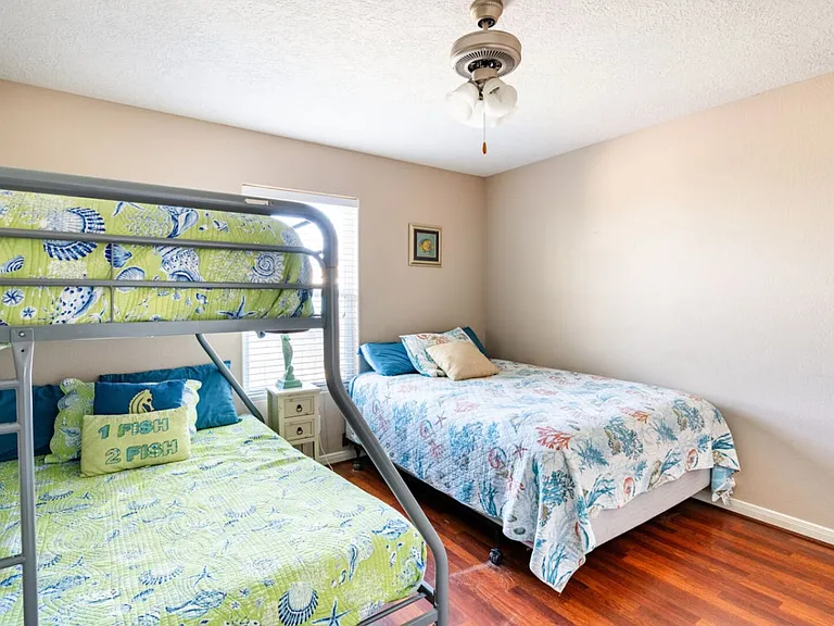 Sandollar Cir — Photo 43