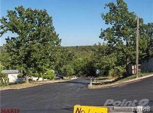 1021 Tatoga Dr, Festus, MO 63028