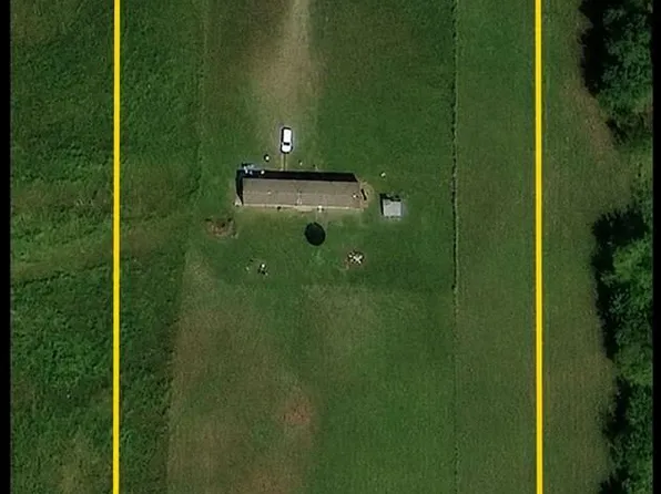 1896 Gun Club Rd, Texarkana, TX 75501