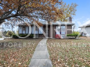 11909 E 78th Ter, Raytown, MO 64138