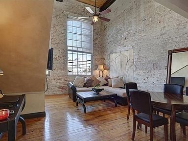 920 Poeyfarre St APT 321, New Orleans, LA 70130 | Zillow