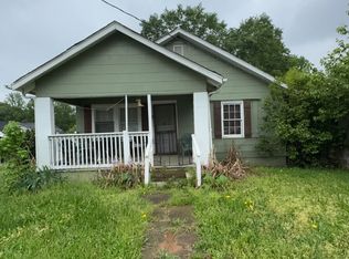 3 Agnew Rd, Greenville, SC 29611