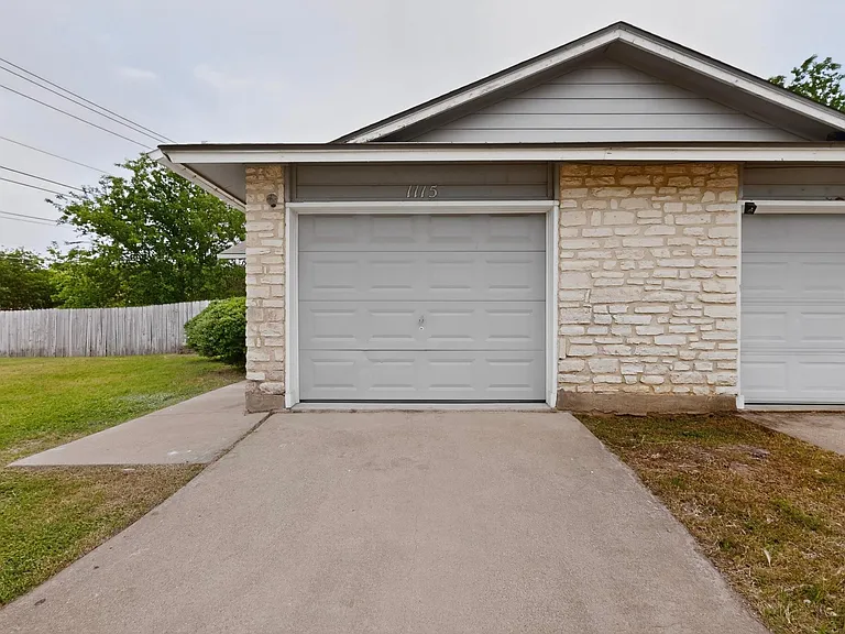 1115 Woodlief Trl — Photo 4