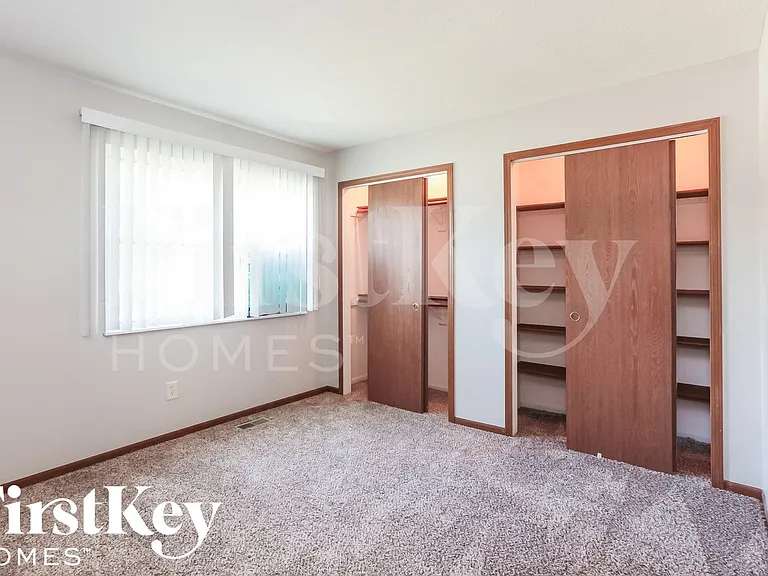 6921 Mapleton Ct — Photo 9
