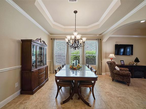 5th image of 14 Shaded Arbor Dr
