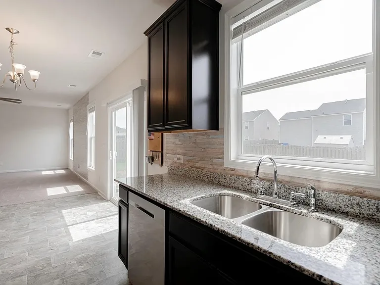 344 Council Loop — Photo 9