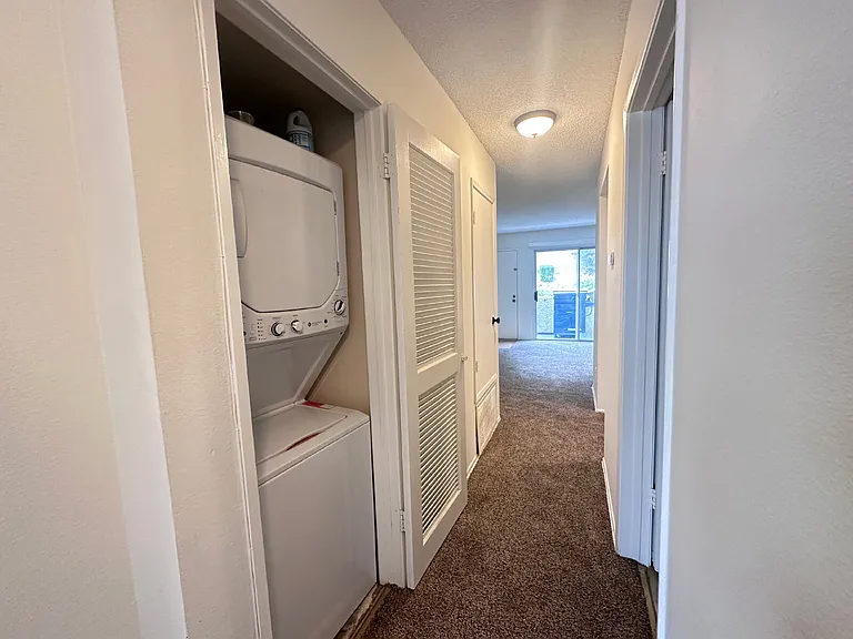 18209 Sierra Hwy — Photo 12