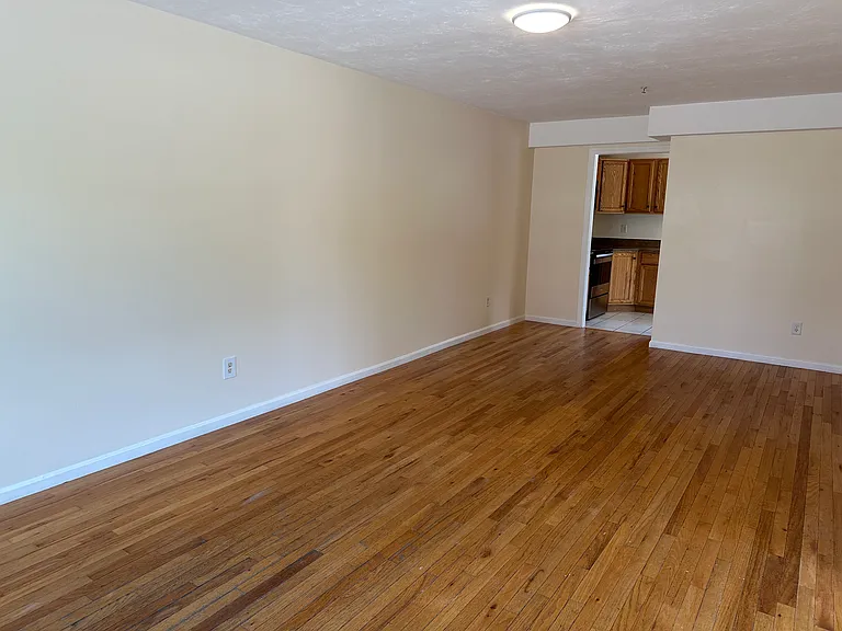 525 Water St #4 — Photo 5