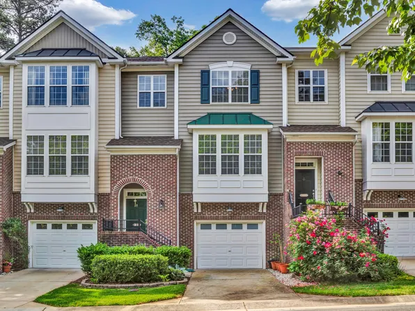 5453 Crescentview Pkwy, Raleigh, NC 27606