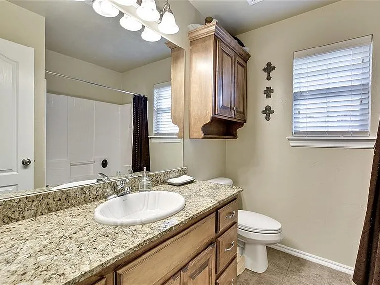 9012 Crooked Creek Ln — Photo 19