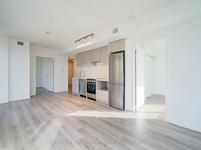 395 Bloor St E #2302 — Photo 15