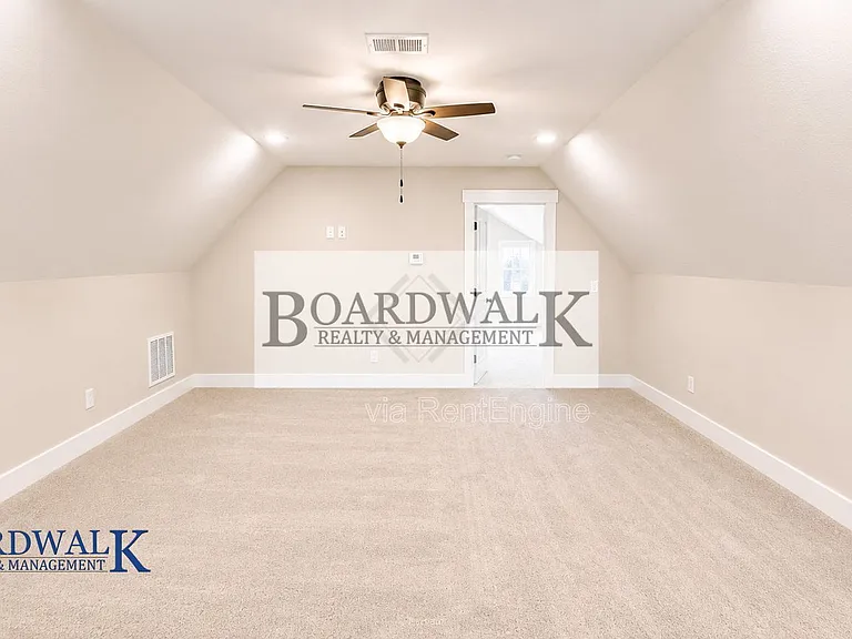 7778 N Center St #1 — Photo 18