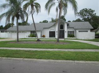 80 Foxfire Ln, Oldsmar, FL 34677