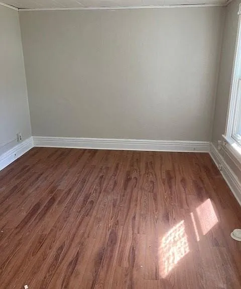 416 W Court St #2 — Photo 6