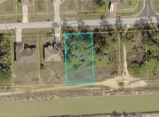 767 Longbow Ln, Lehigh Acres, FL 33972