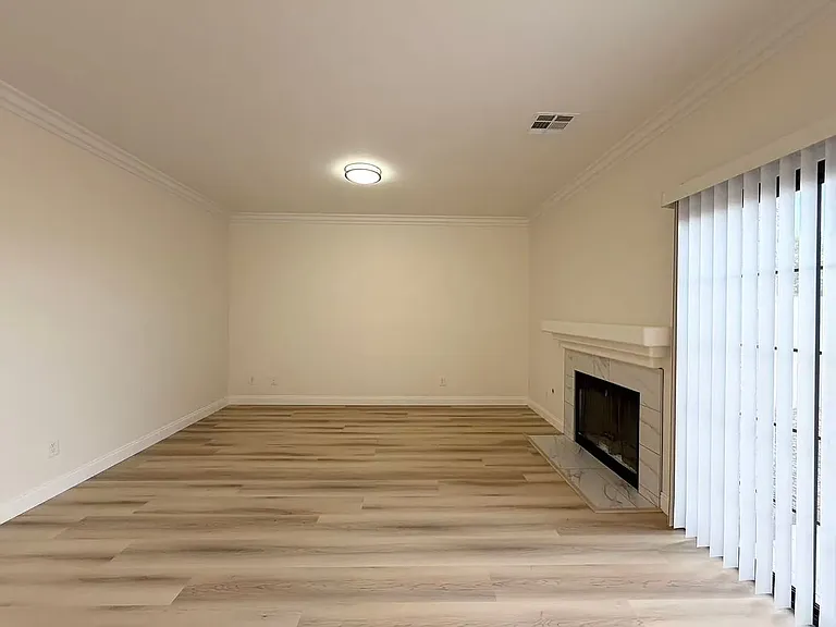 2316 Chapman Hill Dr — Photo 3