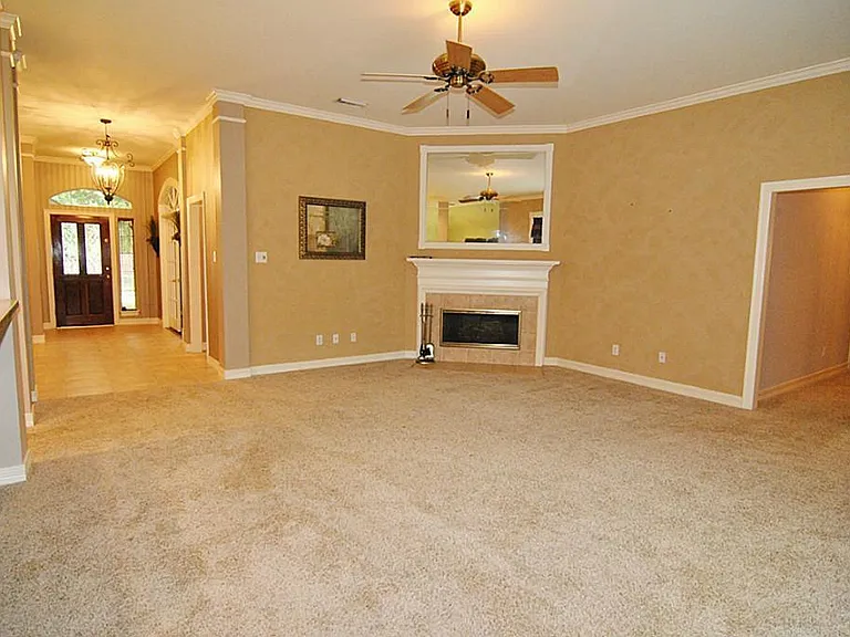 2627 Havencrest Dr — Photo 9
