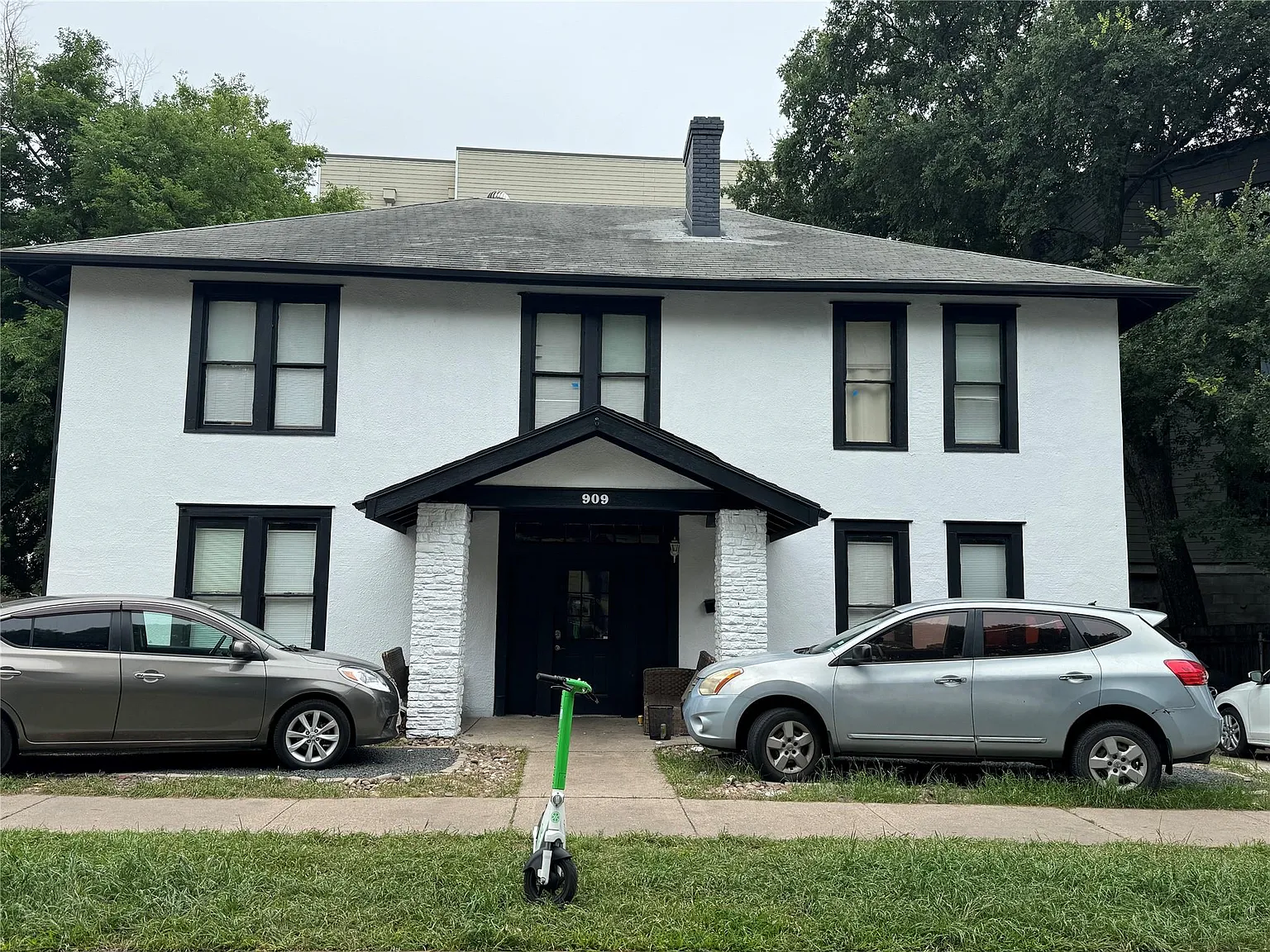12 bed, 6.0 bath, 4865 sqft, $18,000 — Photo 1