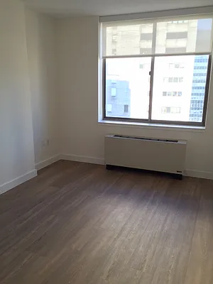 Rented by Greystar | media 5