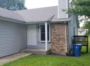 17 Cougar Dr APT A, Glen Carbon, IL
