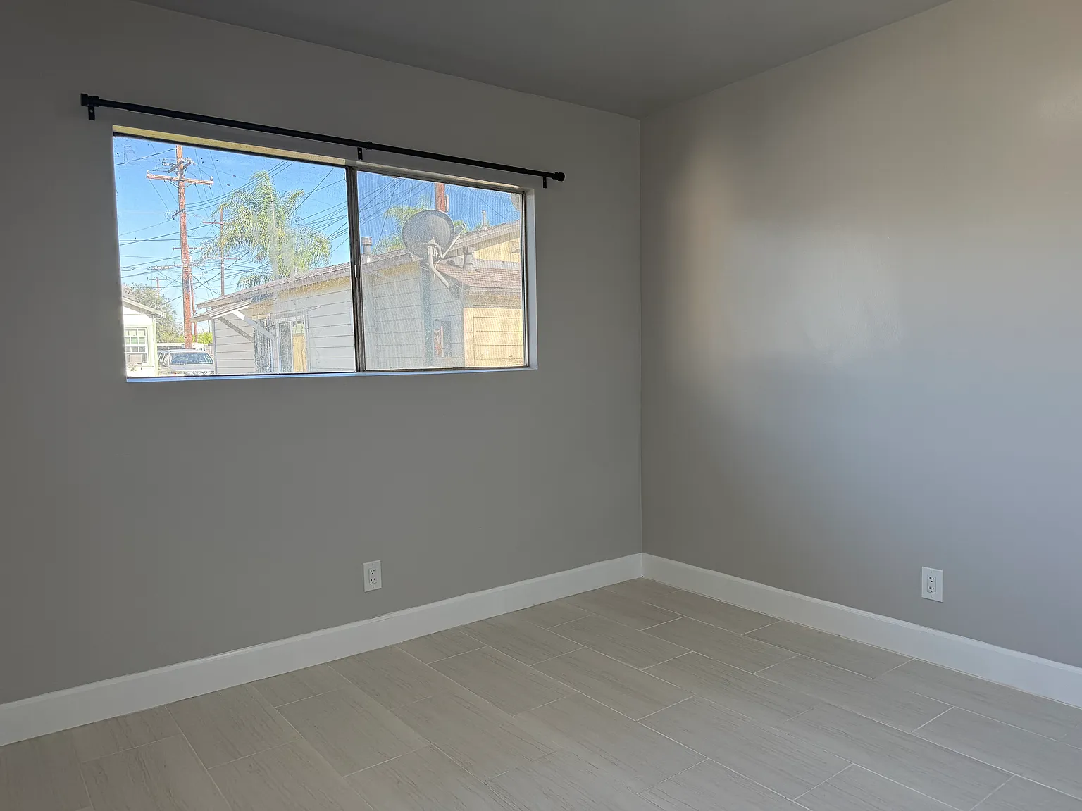 1 bed, 587 sqft, $1,950 — Photo 4