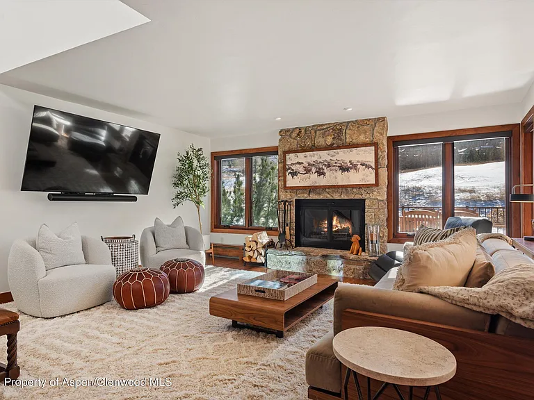 124 Harleston Grn #45 — Photo 12