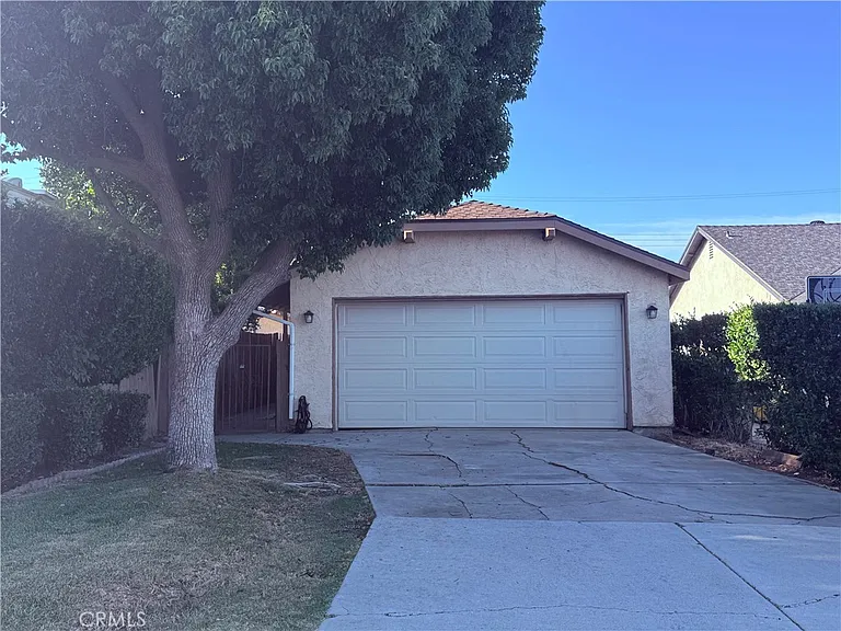4628 Birdfarm Rd — Photo 1