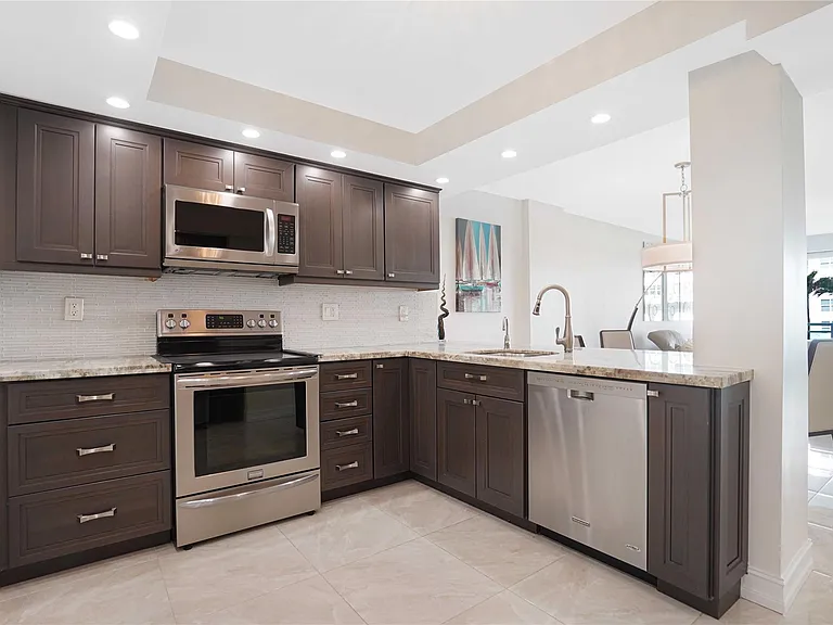 3430 Galt Ocean Dr #304 — Photo 6