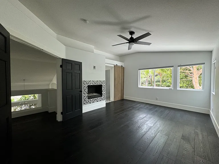 28 Deerwood — Photo 13