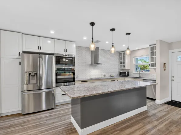 760 High Point Blvd Boulevard N #A, Delray Beach, FL 33445