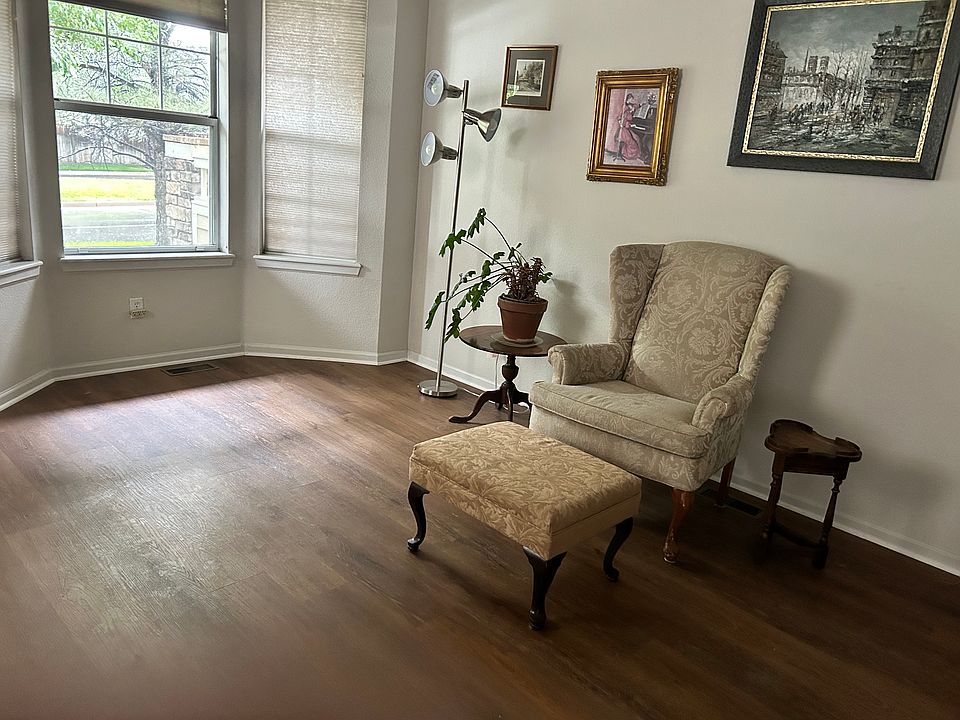 2nd image of 10184 Grove Loop Unit C