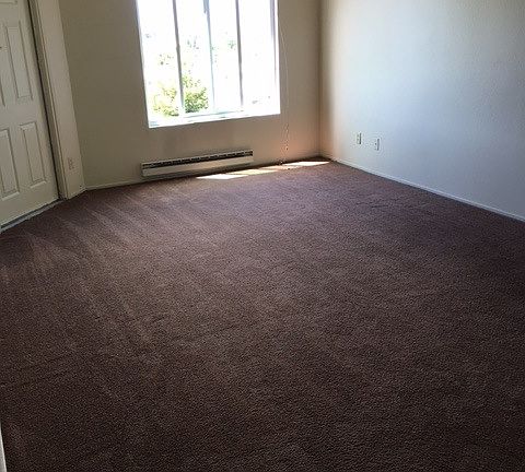 4th image of 15983 Maubert Ave APT 203