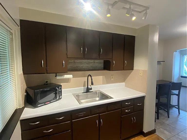 91 N Starr Ave #2 — Photo 3
