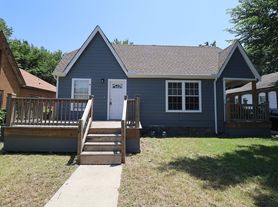 353 S Zunis Ave Duplex