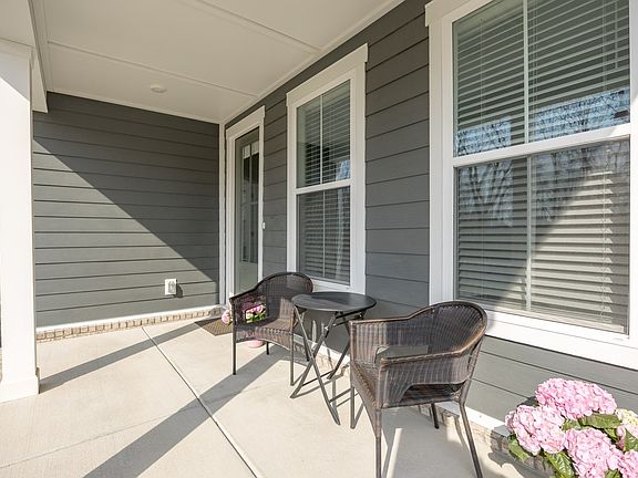 5th image of 1218 Pebble Run Rd