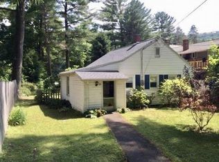 20 Whitcomb Dr, Binghamton, NY 13901