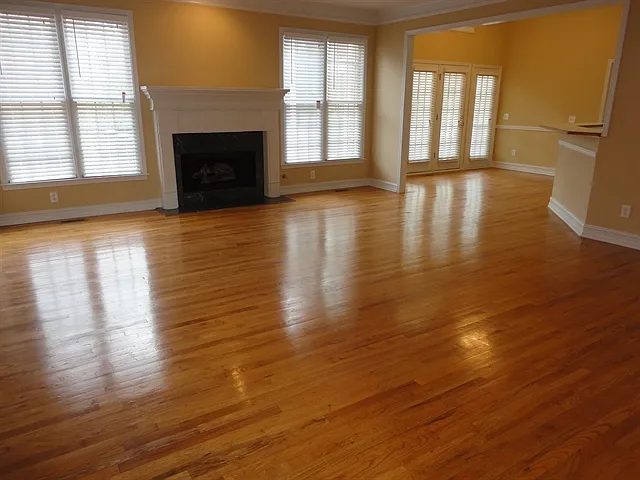 6415 Wenham Ct — Photo 5