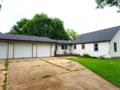902 11th St N, Princeton, MN, 55371